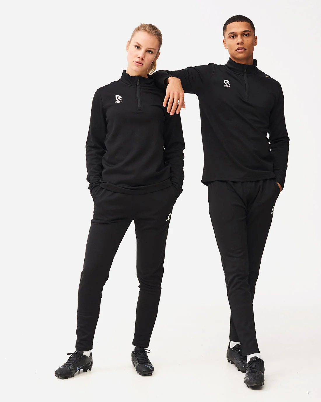 Crossbar Tracksuit Black - Image 3