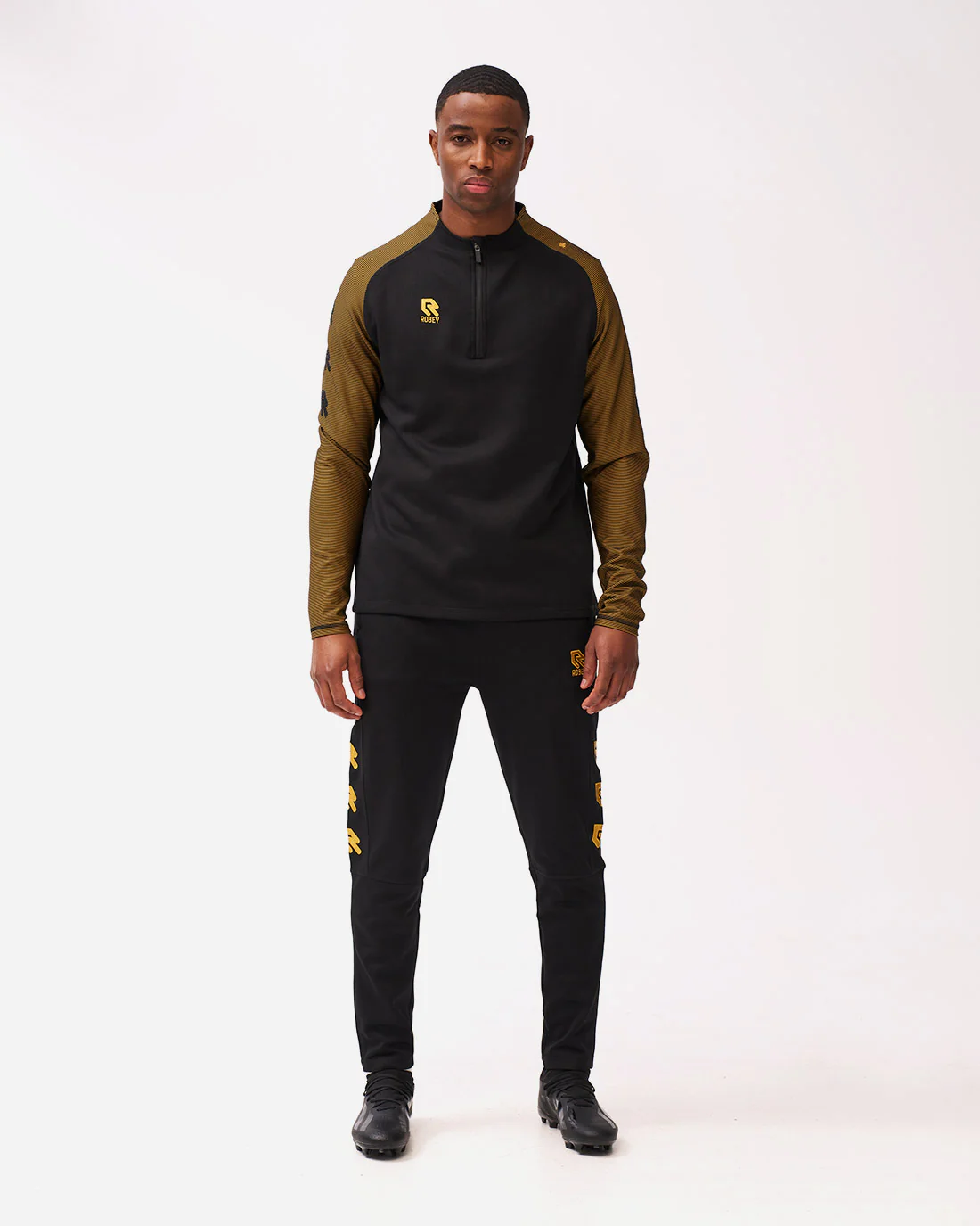 Performance Tracksuit Black/Gold - Image 3